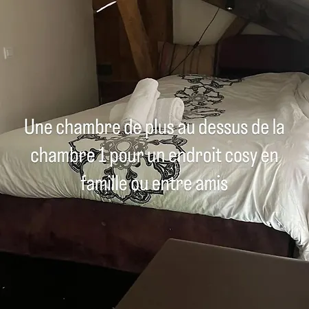La Rose Du Petit Bois