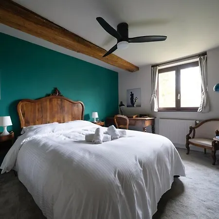 La Rose Du Petit Bois Bed & Breakfast *