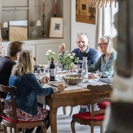 La Rose Du Petit Bois Bed & Breakfast